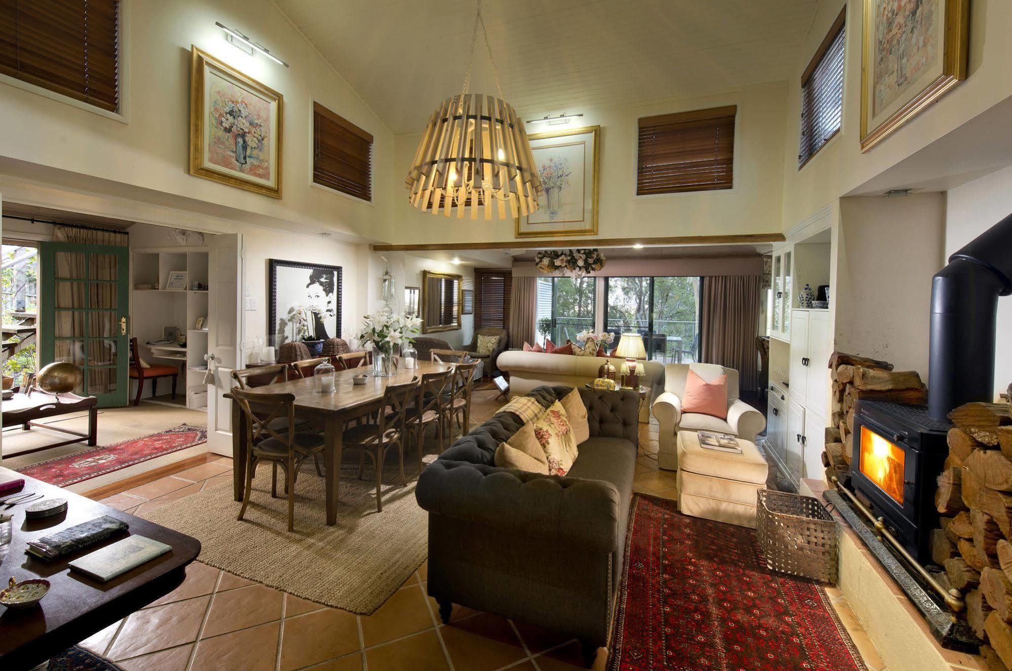 Arabella Guesthouse Alexandra Headland Esterno foto
